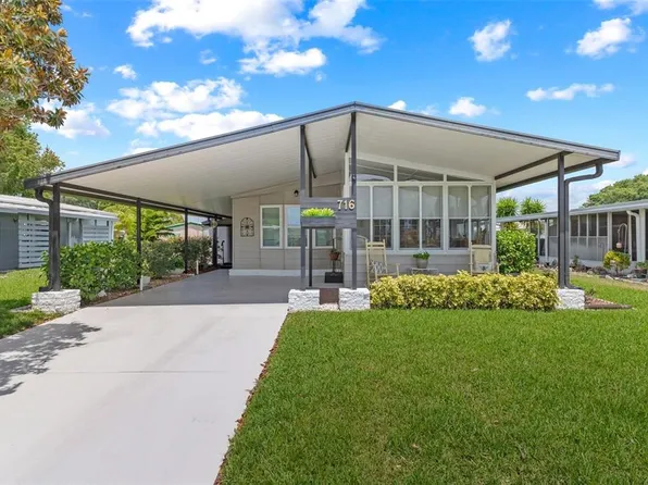 716 Surrey Pl, Leesburg, FL 34748