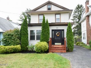 41 Rose Ct, Albany, NY 12209