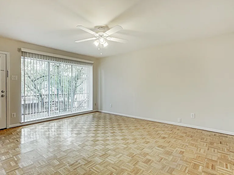 229 Westmoreland St #1-11 — Photo 4
