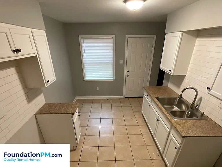 3409 Point Pleasant Ave — Photo 5