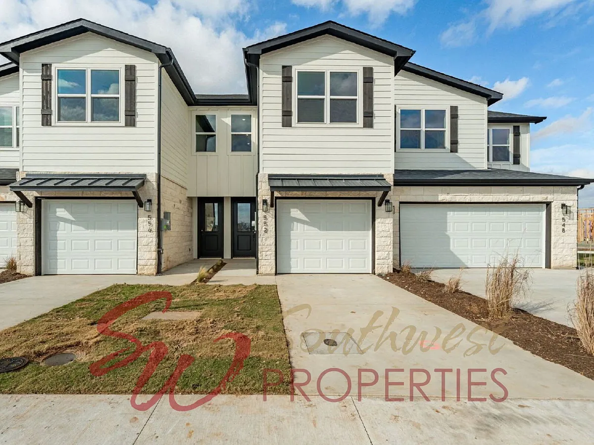 Building Photo - 556 Galt Dr