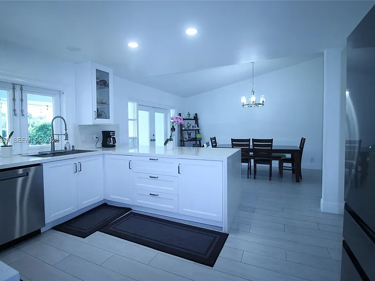 6486 Woodbury Rd — Photo 18