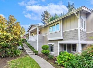 10923 SE 28th St, Bellevue, WA