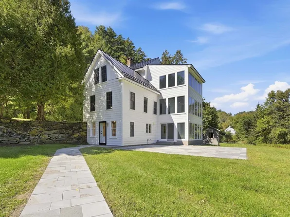 2033 South Road, Woodstock, VT 05091