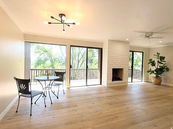 5th image of 2753 N Edgewood Dr E