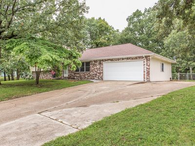 300 Bobby Dale Dr, Waynesville, MO, 65583