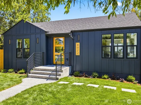 4022 37th Avenue SW, Seattle, WA 98126