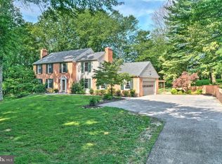 13610 Summer Hill Dr, Phoenix, MD 21131