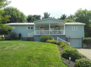 208 Liming Dr, Cadiz, OH 43907