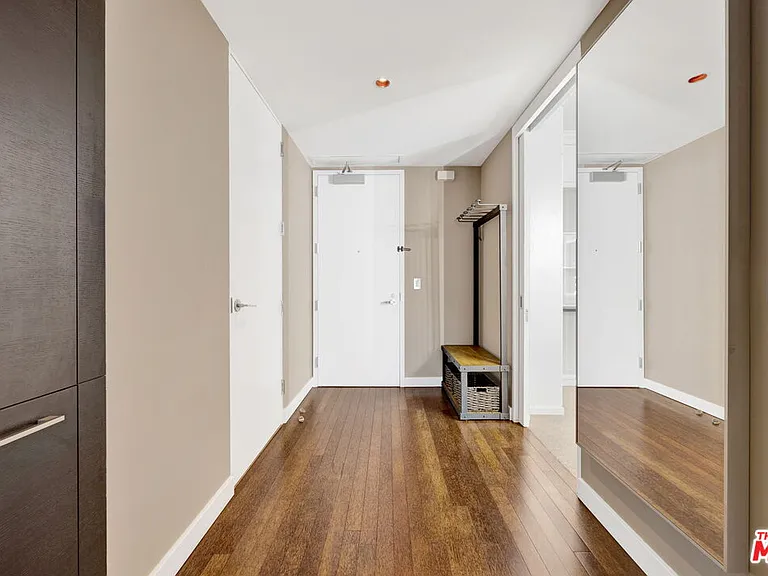 6250 Hollywood Blvd #6F — Photo 22