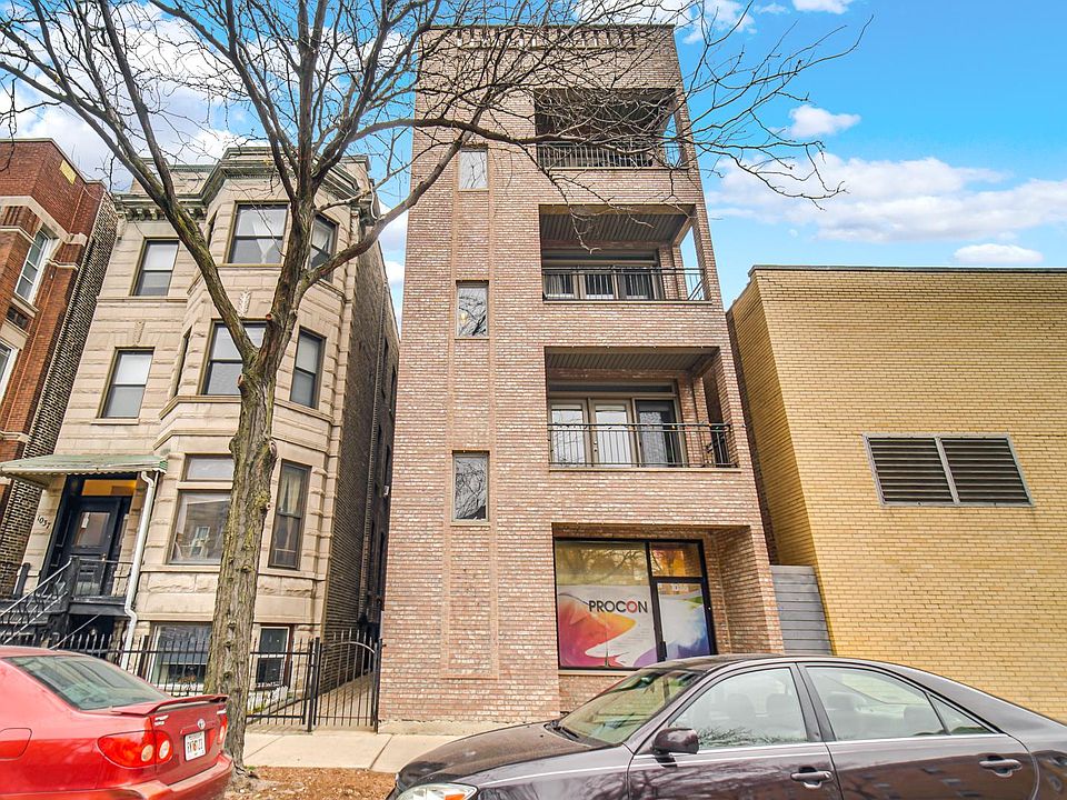 1st image of 1035 N Damen Ave #4
