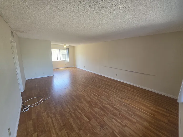 5055 Coldwater Canyon Ave #213 — Photo 4