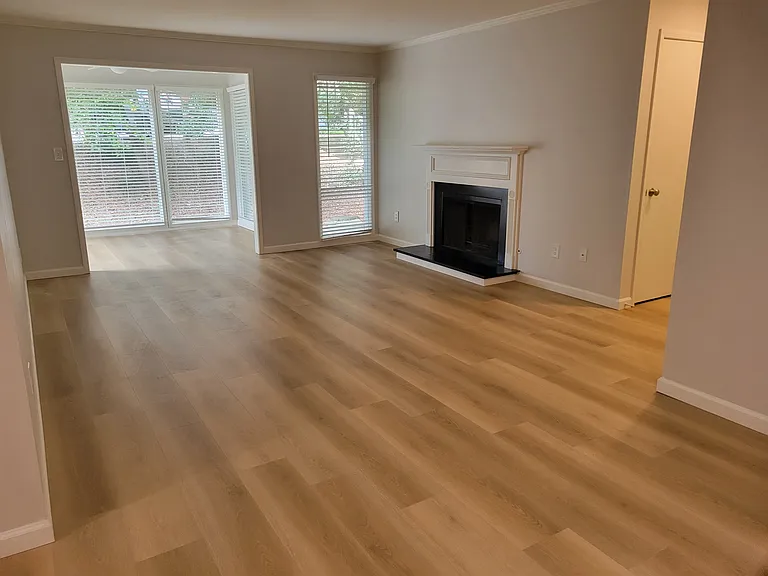 805 Vicksburg Pl — Photo 3