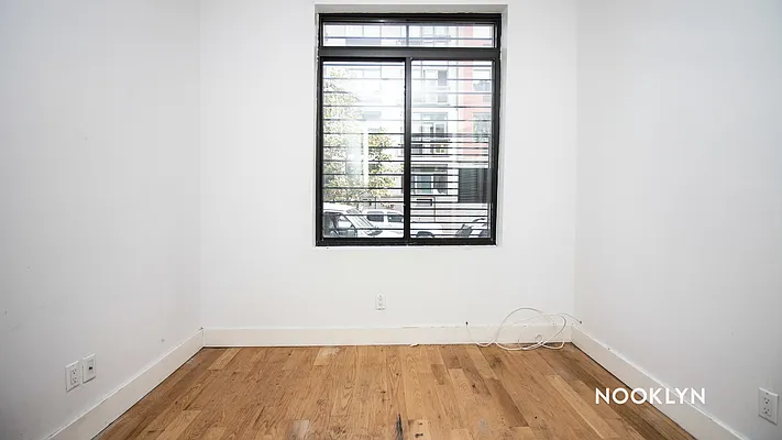 Rented by Nooklyn NYC LLC | media 29