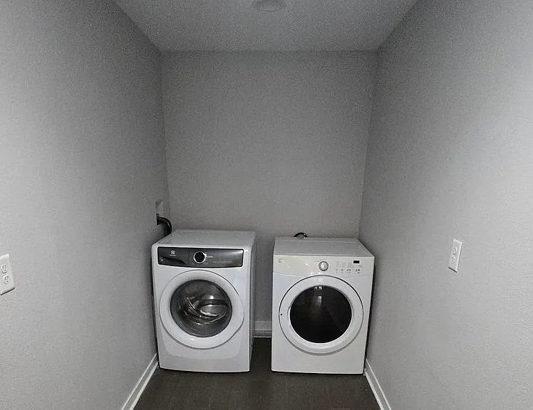 2122 California St — Photo 11