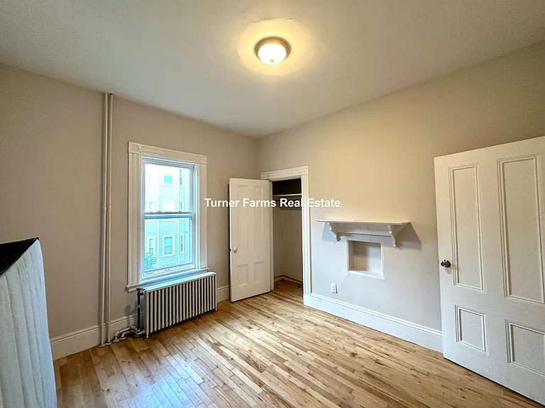 158 Boston St #2F — Photo 11