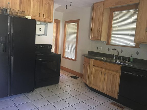 Large Kitchen 