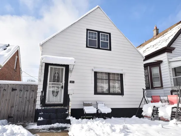 1971 South 32nd STREET, Milwaukee, WI 53215