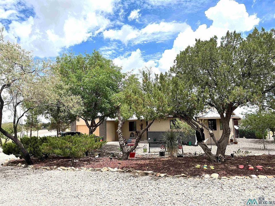 1st image of 602 Hawthorne Dr