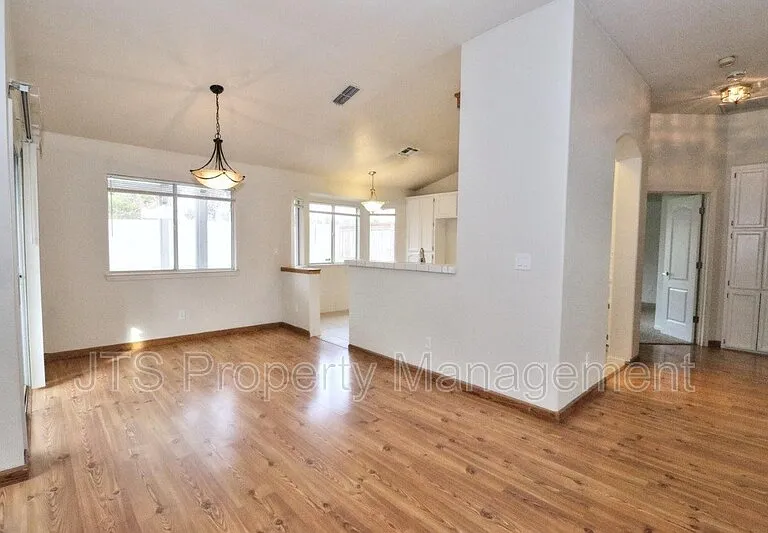 3549 Pine Hollow Way — Photo 8