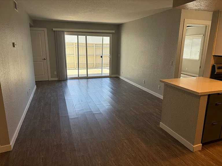 The 3900 Apartments — Photo 75