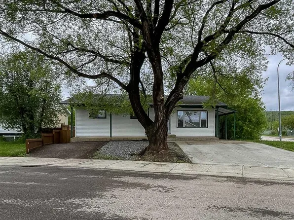 104 SE Hill Dr, Wood Buffalo, AB T9H 2B5