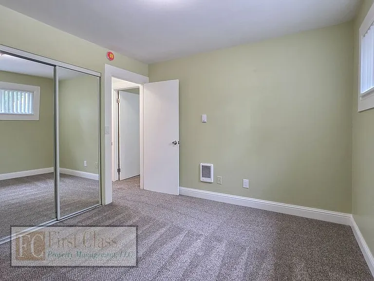 12345 SW Hall Blvd #30 — Photo 11