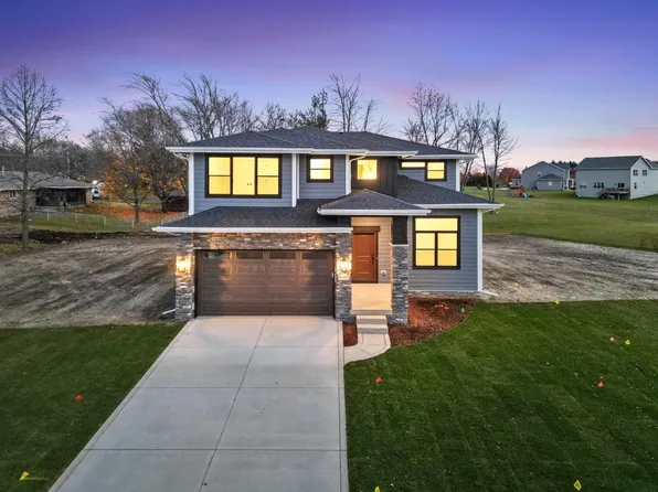 8093 W 88th Ave, Saint John, IN 46373