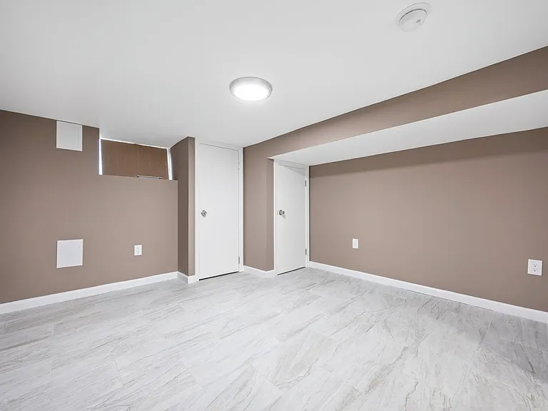 723 N Luzerne Ave — Photo 27