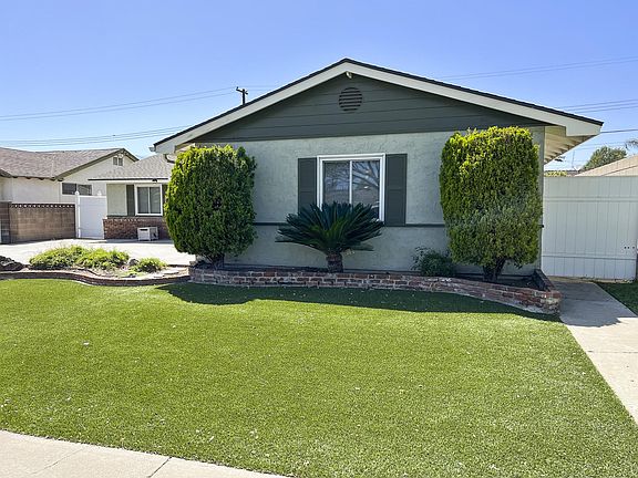 Front - Artificial Grass