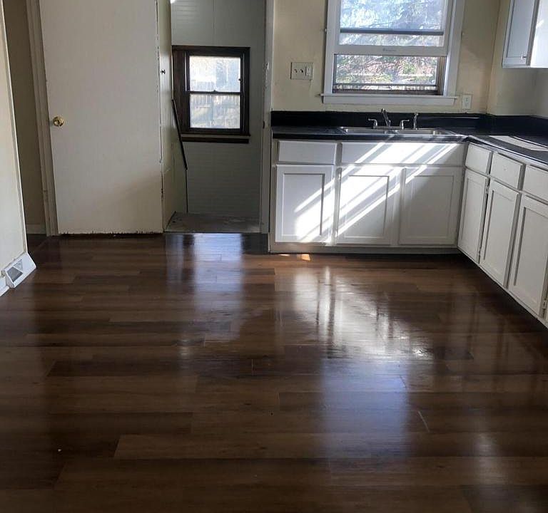 1st image of 1516 South Union STREET