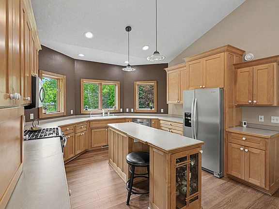 4th image of 3180 185th Ln NE