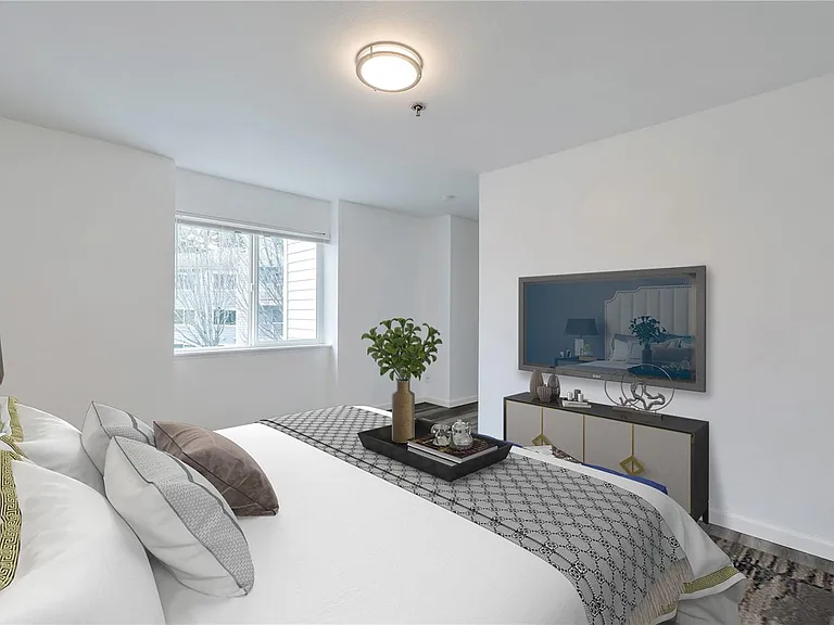 975 Aberdeen Ave NE #B204 — Photo 8