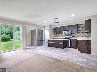 15584 Peach Walker Dr, Bowie, MD 20716