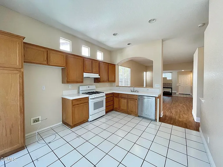 425 Calle Mirasol — Photo 8