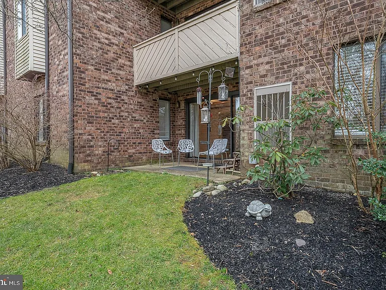 504 Mountainview Dr — Photo 30