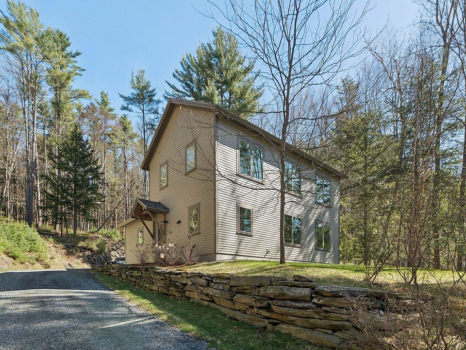 1st image of 207 Hartness Way