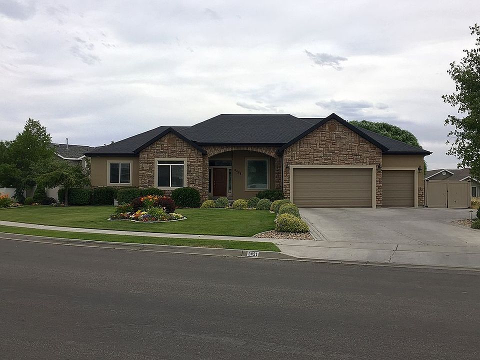 1st image of 2451 N Carter Dr