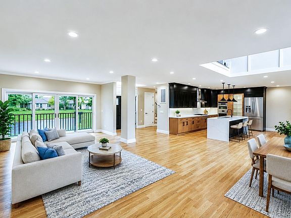 4th image of 23 Harrow Lane