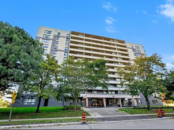 100 Canyon Ave, Toronto, ON M3H 5T9