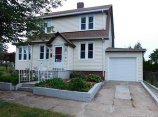 190 Ocean View St, New Haven, CT 06512