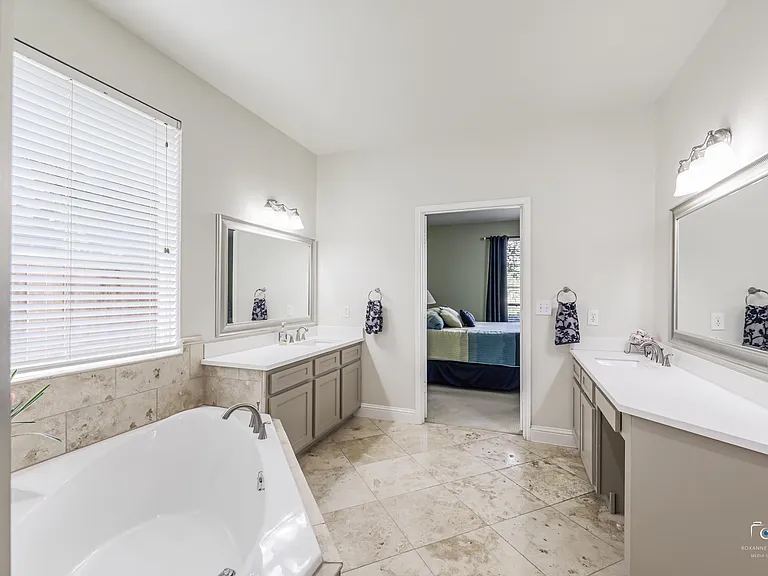 9921 Sean Dr — Photo 29
