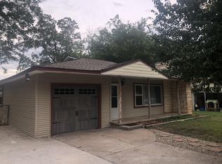 105 S Greenview Dr, Stephenville, TX 76401