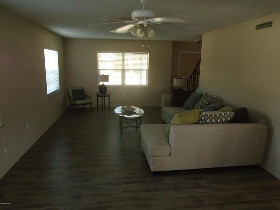 4th image of 1107 Sioux Dr