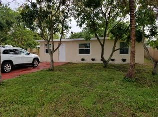 4088 Gardenia Ave, Lake Worth, FL 33461