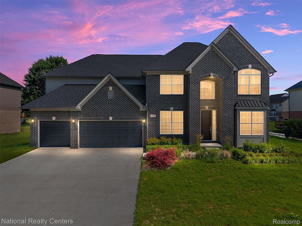 1st image of 1283 Bloomingdale Dr