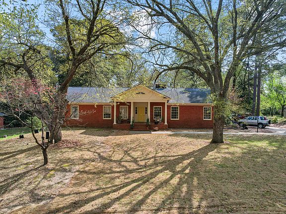 2nd image of 79 S Pleasant St