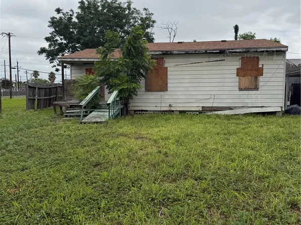 3930 Leigh Dr, Corpus Christi, TX 78408