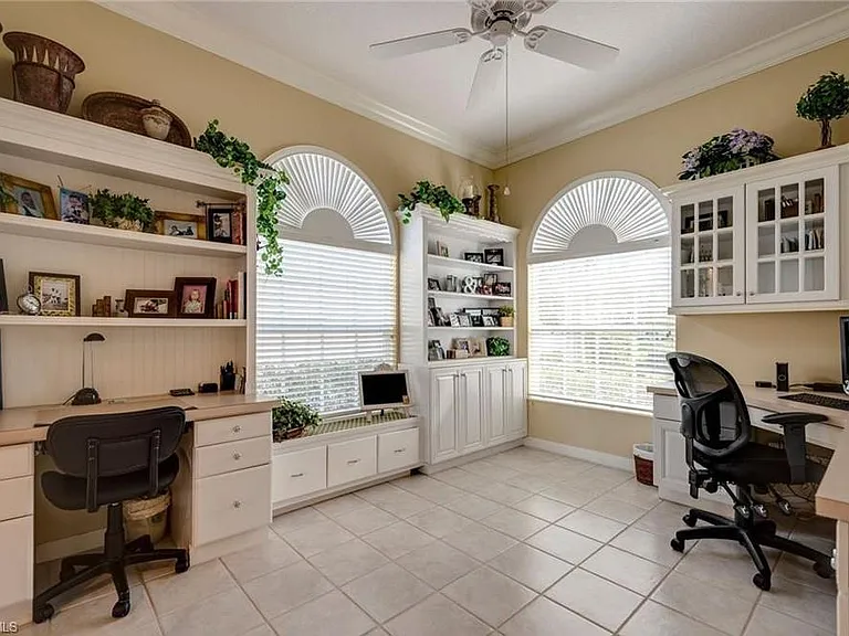 3917 Isla Ciudad Ct — Photo 9