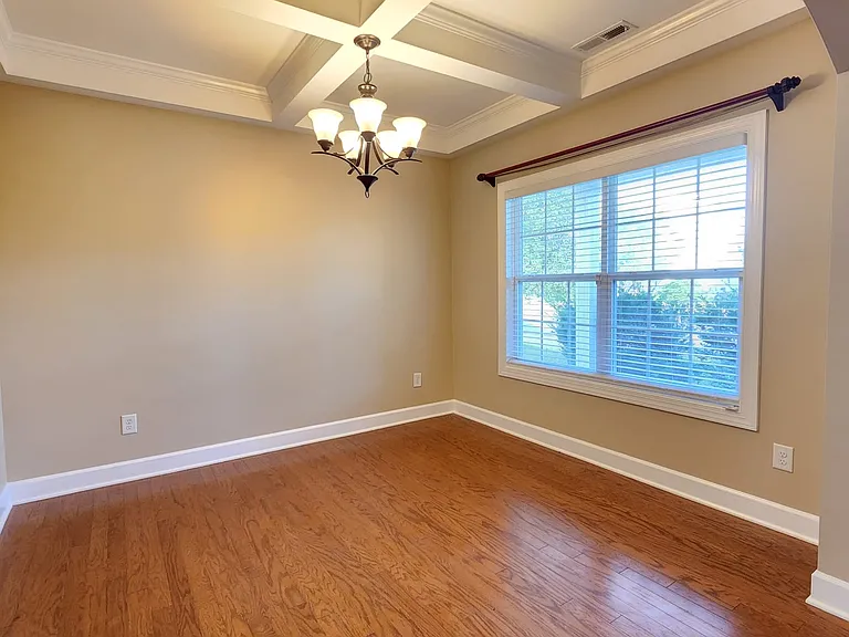 5425 Broadleaf Rd — Photo 18